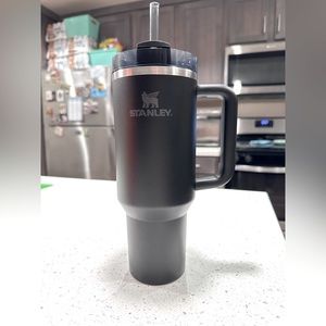 Black and gray Stanley 40 ounce tumbler  - New without tags, Quencher H2.0 flow